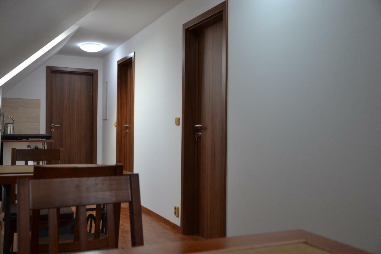 Attic Rooms Табор Екстер'єр фото